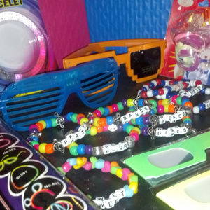 PARTY PACK - RAVE BASICS - Glow LED Light grab bag